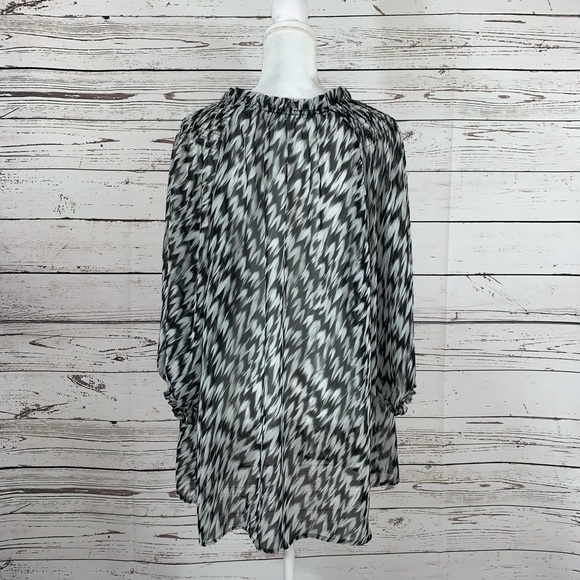 Worthington semi-sheer button down blouse - Picture 3 of 8